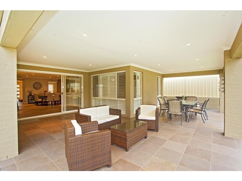 6 Fairwater Court, Glenmore Park NSW 2745