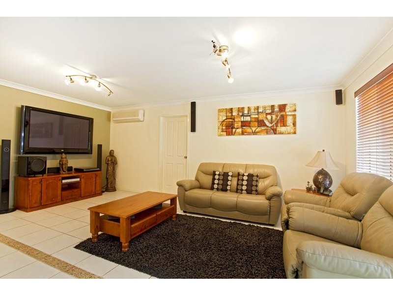 4 Tanglewood Close, Glenmore Park NSW 2745