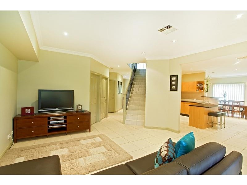 21 Osprey Avenue, Glenmore Park NSW 2745