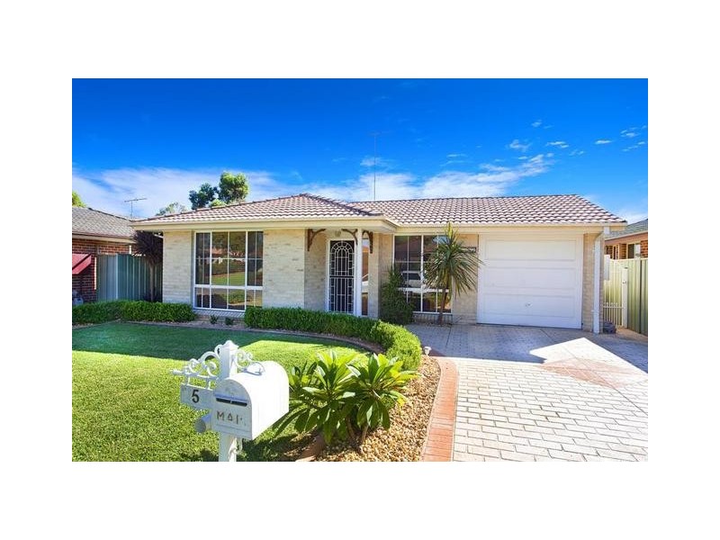 5 Bukari Way, Glenmore Park NSW 2745
