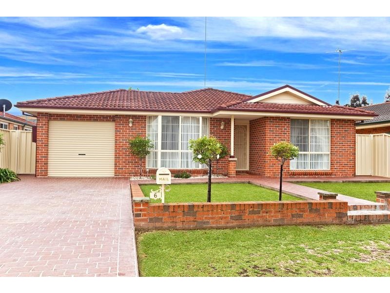 6 Kuma Place, Glenmore Park NSW 2745