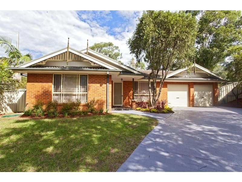 6 Staples Place, Glenmore Park NSW 2745