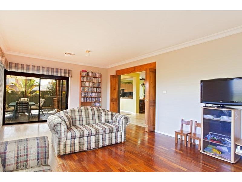 43 St Andrews Drive, Glenmore Park NSW 2745