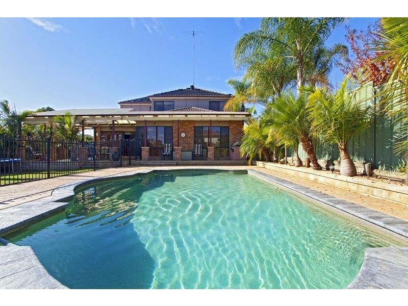 43 St Andrews Drive, Glenmore Park NSW 2745
