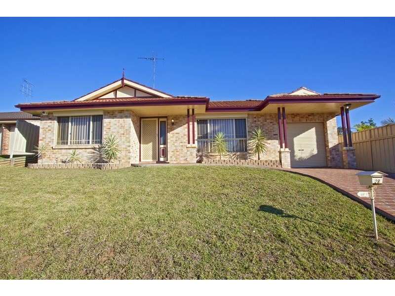 28 Woodlands Drive, Glenmore Park NSW 2745