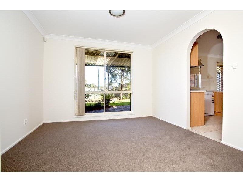 2 Tanglewood Close, Glenmore Park NSW 2745