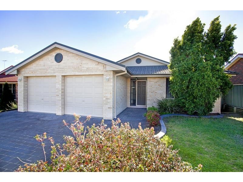 43 Kukundi Drive, Glenmore Park NSW 2745