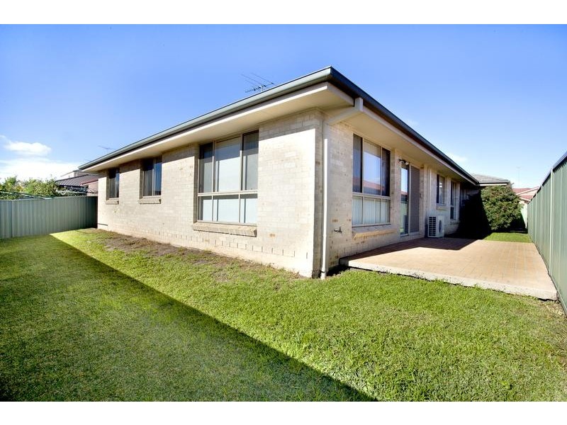 43 Kukundi Drive, Glenmore Park NSW 2745