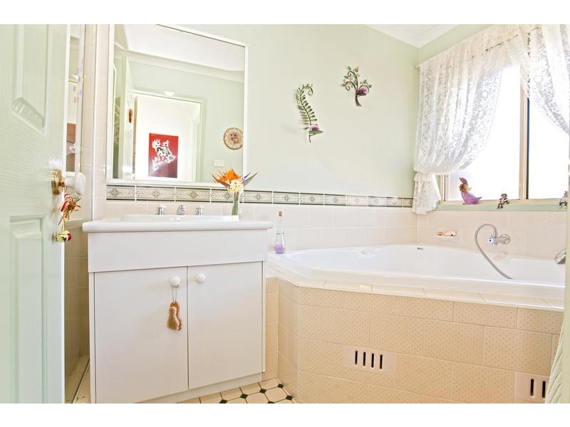 19 Begonia Court, Glenmore Park NSW 2745