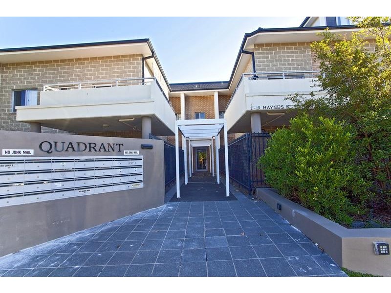 1/17-19 Haynes Street, Penrith NSW 2750