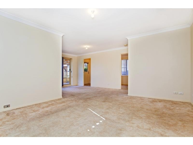 6 Dillwynia Drive, Glenmore Park NSW 2745