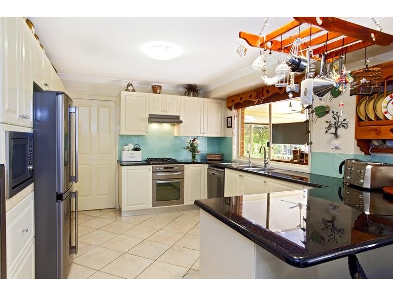 2 Iris Court, Glenmore Park NSW 2745