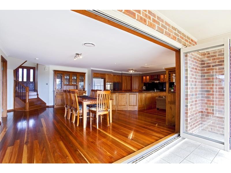 6 Jacaranda Terrace, Glenmore Park NSW 2745