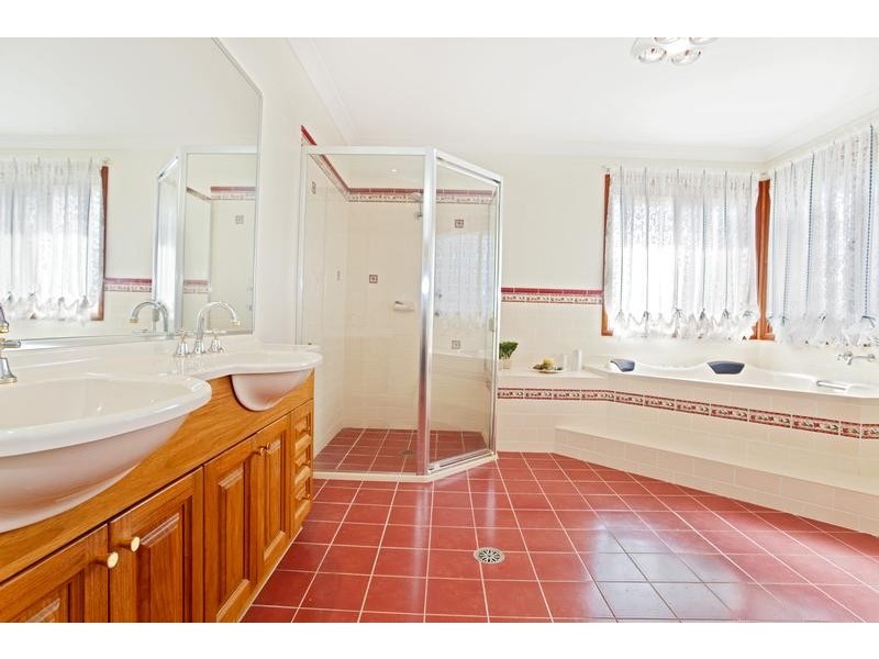 6 Jacaranda Terrace, Glenmore Park NSW 2745