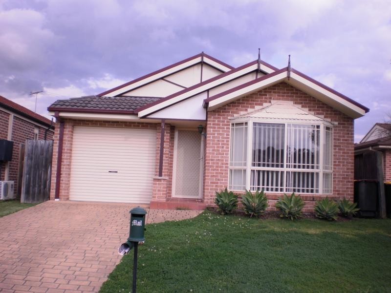 8A Arbour Grove, Quakers Hill NSW 2763