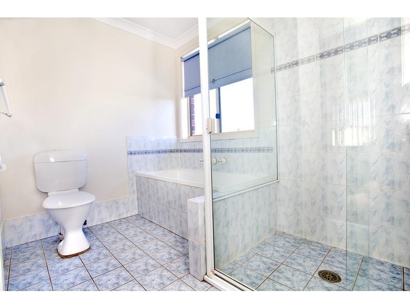 2 Tanglewood Close, Glenmore Park NSW 2745