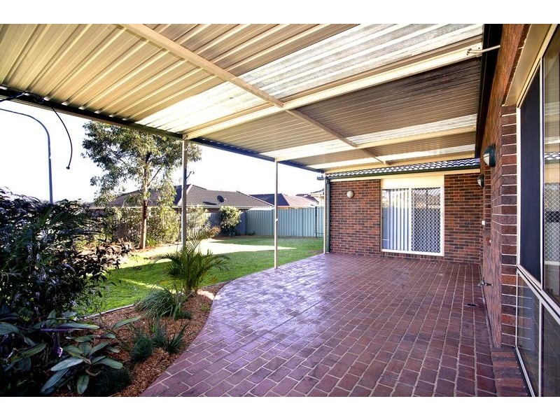 2 Tanglewood Close, Glenmore Park NSW 2745