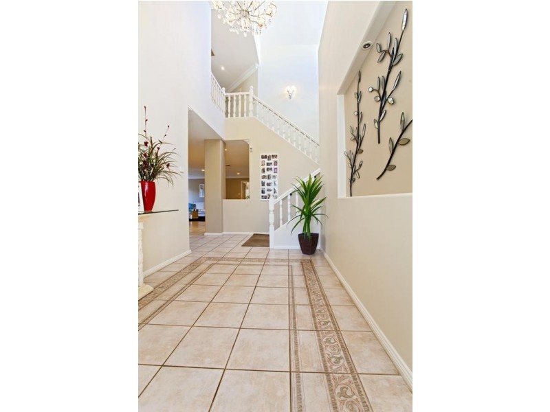 3 Massey Way, Glenmore Park NSW 2745