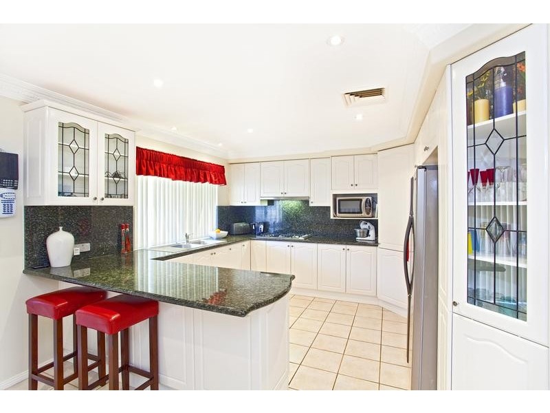 3 Massey Way, Glenmore Park NSW 2745