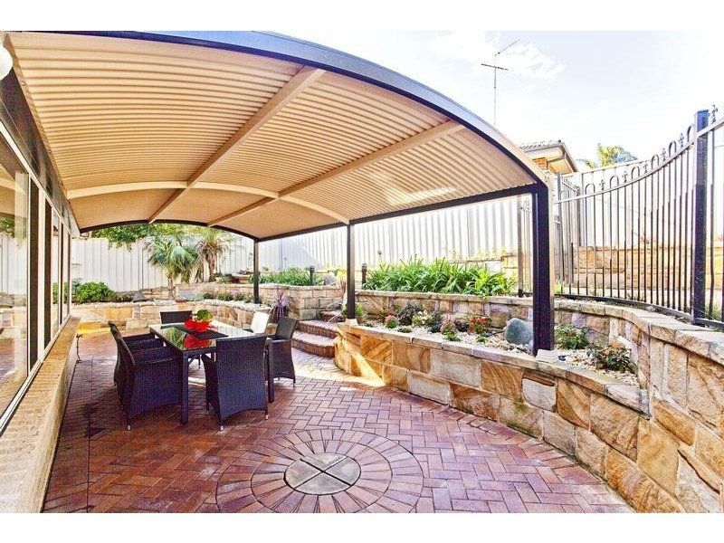 3 Massey Way, Glenmore Park NSW 2745