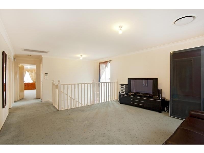 16 Yuroka Street, Glenmore Park NSW 2745