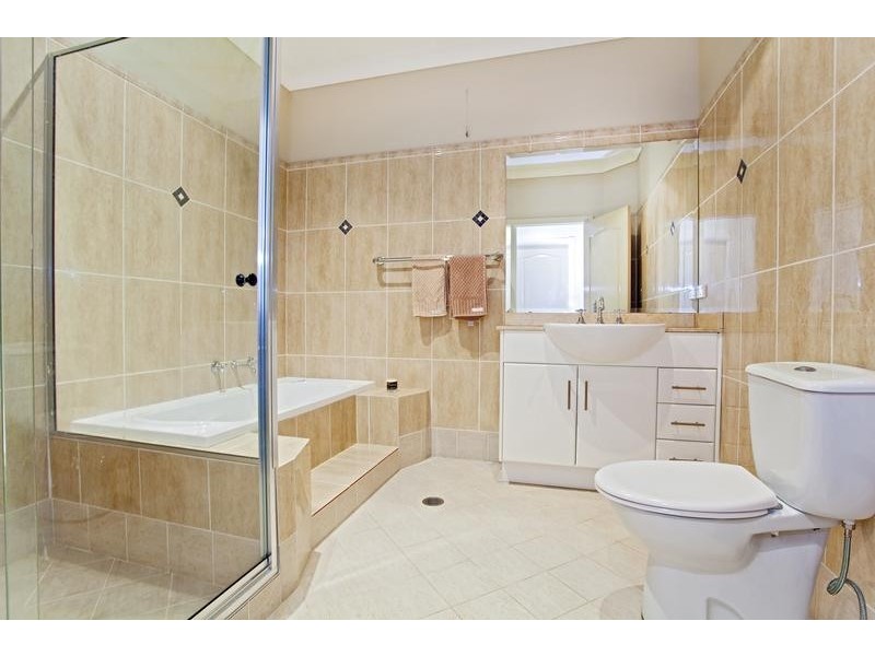 4 Carnoustie Place, Glenmore Park NSW 2745