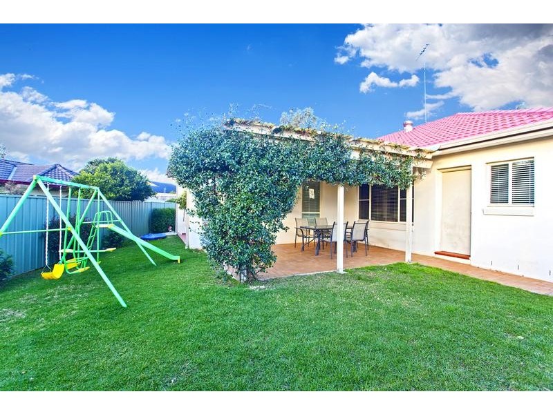 4 Carnoustie Place, Glenmore Park NSW 2745