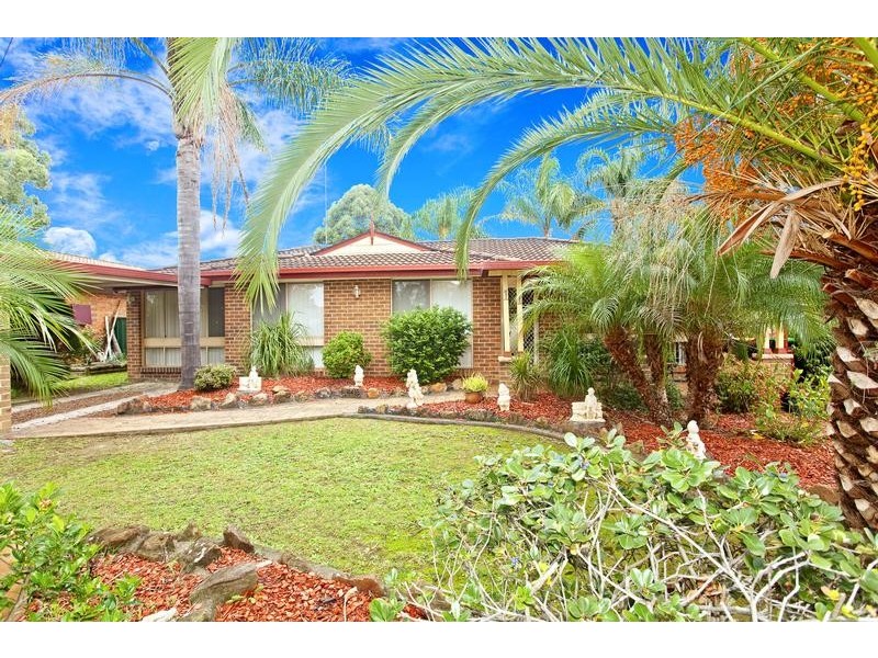 11 Dolphin Close, Claremont Meadows NSW 2747