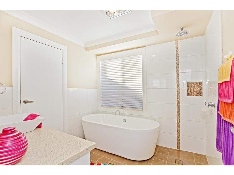 37 Candlebark Circuit, Glenmore Park NSW 2745