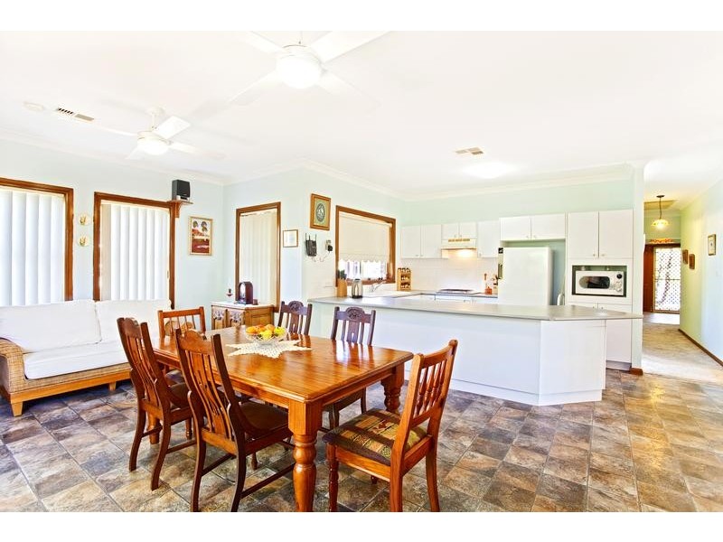 6 Marie Pitt Place, Glenmore Park NSW 2745