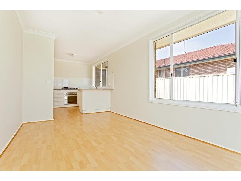 40 Woodi Close, Glenmore Park NSW 2745