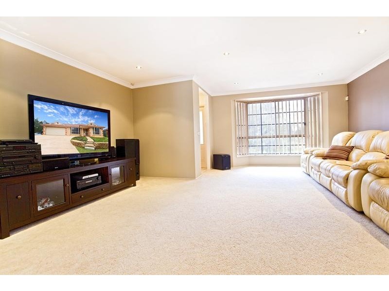 14 Prestwick Terrace, Glenmore Park NSW 2745