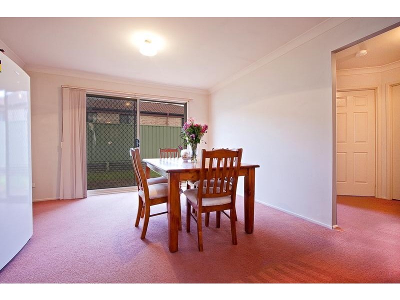 10 Riviera Place, Glenmore Park NSW 2745