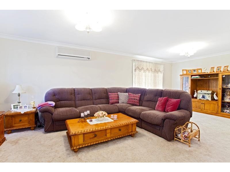 41 Kiber Drive, Glenmore Park NSW 2745