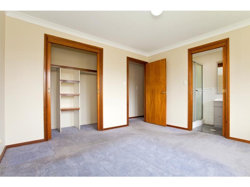 1 Camellia Avenue, Glenmore Park NSW 2745