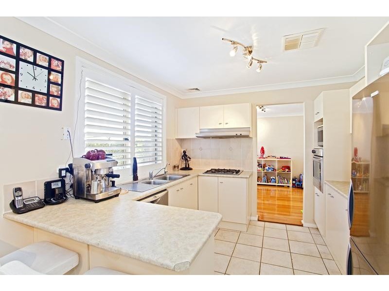 18 Wattlebird Crescent, Glenmore Park NSW 2745