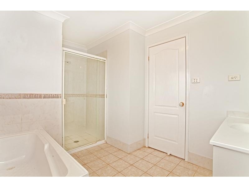 7 Shearwater Drive, Glenmore Park NSW 2745