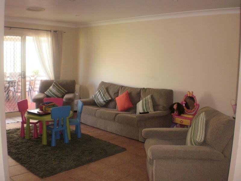 18 Kookaburra Crescent, Glenmore Park NSW 2745