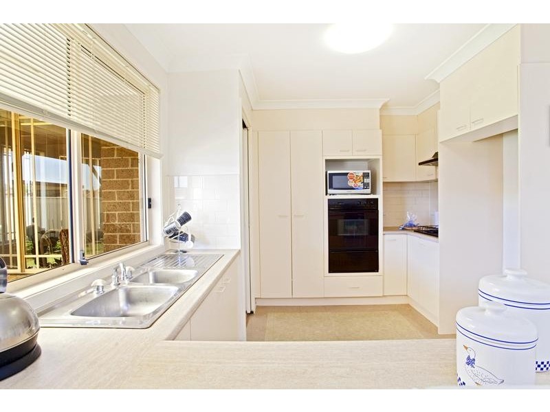 15 Bunda Place, Glenmore Park NSW 2745