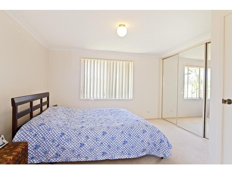 15 Bunda Place, Glenmore Park NSW 2745