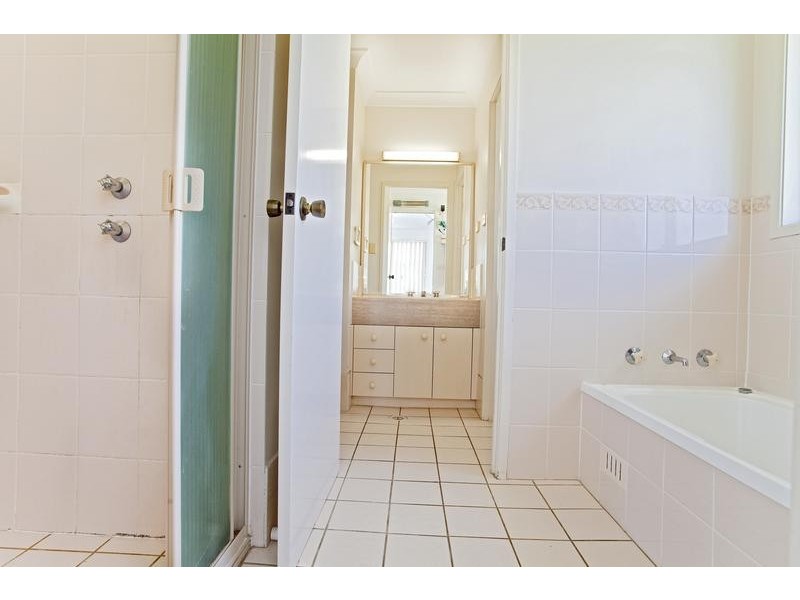 15 Bunda Place, Glenmore Park NSW 2745