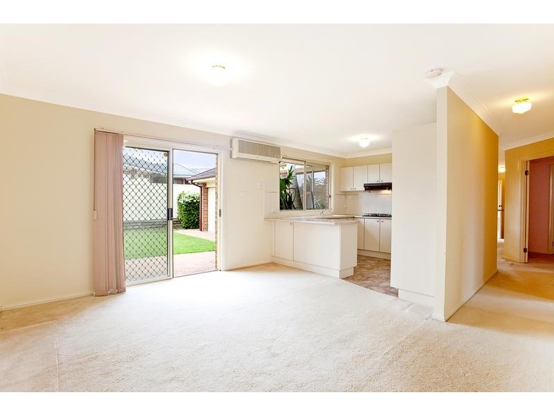 8 Karabi Close, Glenmore Park NSW 2745