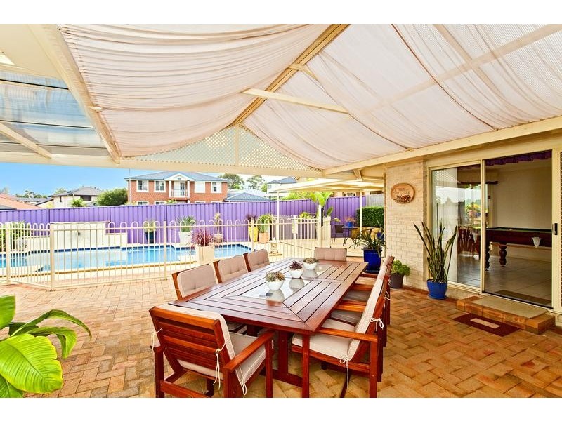 98 Glengarry Drive, Glenmore Park NSW 2745