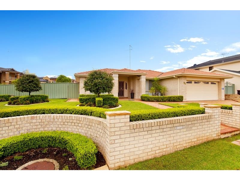 98 Glengarry Drive, Glenmore Park NSW 2745