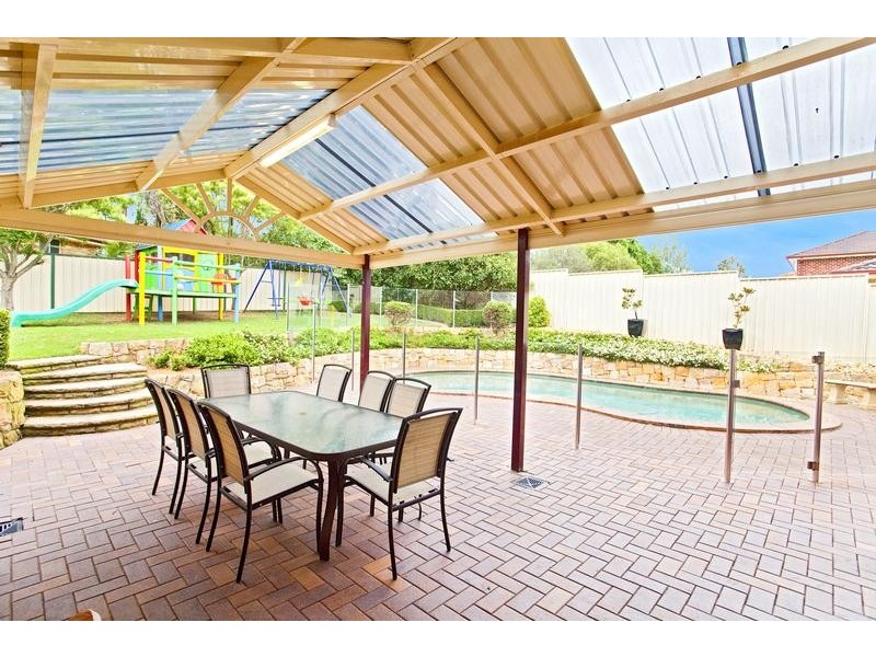 17 Devaney Avenue, Glenmore Park NSW 2745