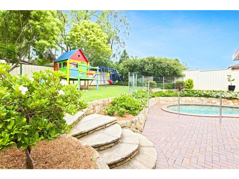 17 Devaney Avenue, Glenmore Park NSW 2745