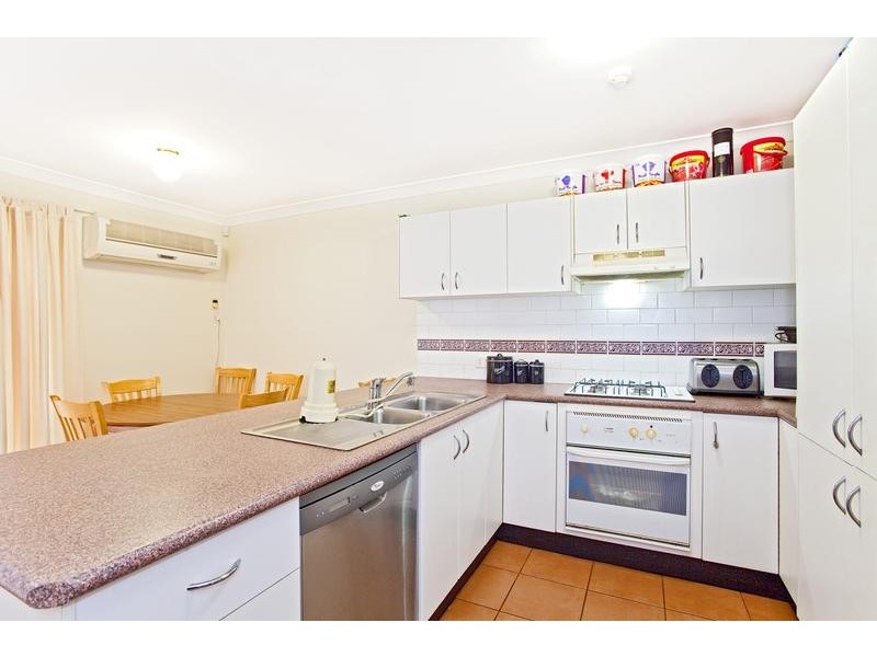 2/3 Pardalote Place, Glenmore Park NSW 2745