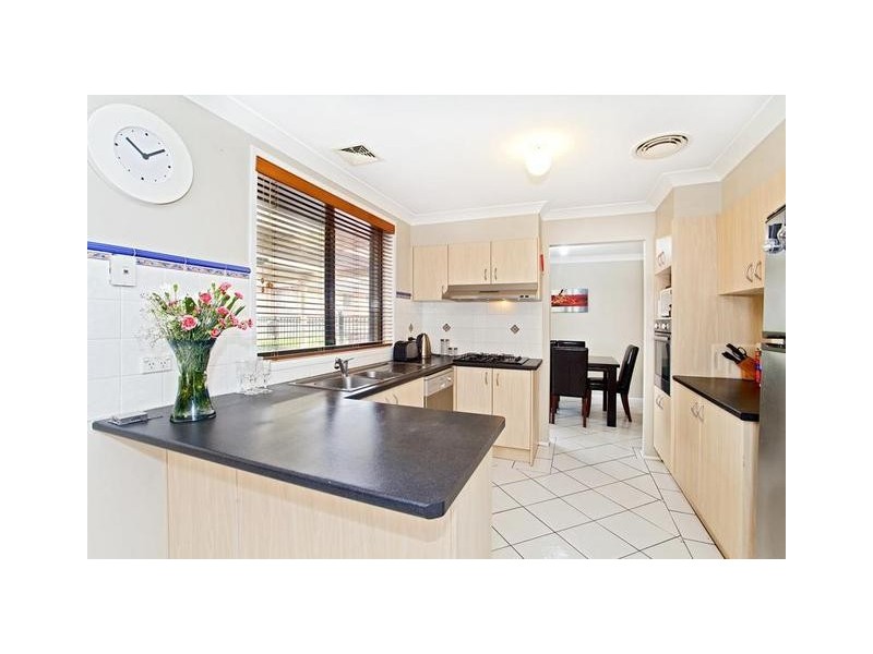 7 Shearwater Drive, Glenmore Park NSW 2745