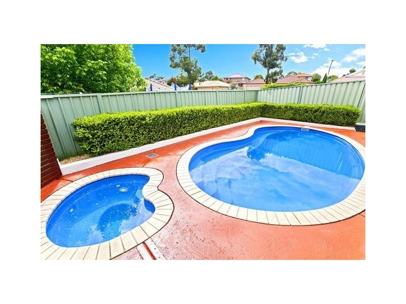 7 Shearwater Drive, Glenmore Park NSW 2745