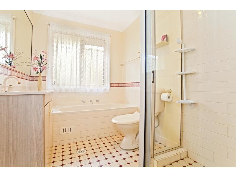 35 Oriole Street, Glenmore Park NSW 2745